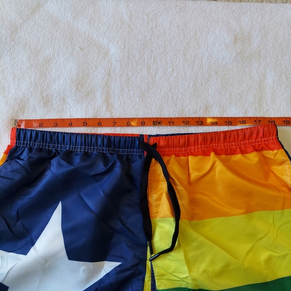 Bathing suit mens new with out tags Size XL - Picture 3 of 3